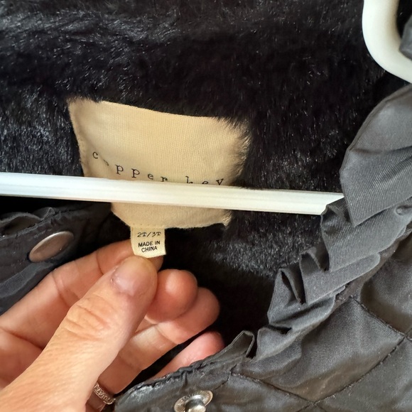 Copper Key Vest - Picture 5 of 5